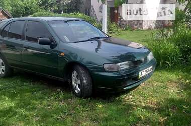 Хетчбек Nissan Almera 1997 в Івано-Франківську