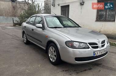 Седан Nissan Almera 2005 в Врадиевке