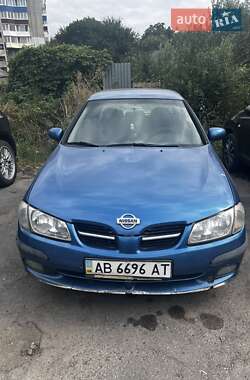 Седан Nissan Almera 2003 в Хмельницком