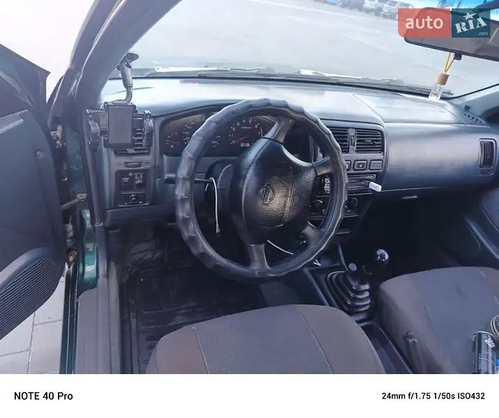 Nissan Almera