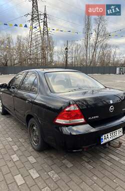 Седан Nissan Almera 2012 в 