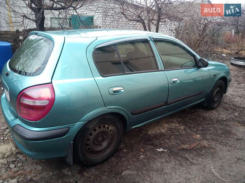 Хетчбек Nissan Almera 2000 в Харкові