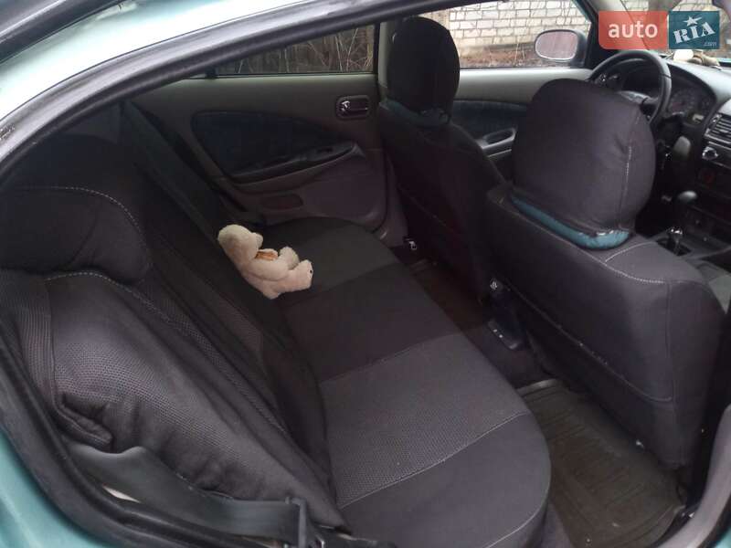 Хетчбек Nissan Almera 2000 в Харкові