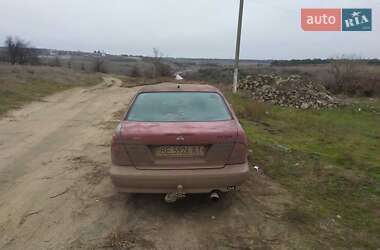 Седан Nissan Almera 1997 в Новом Буге