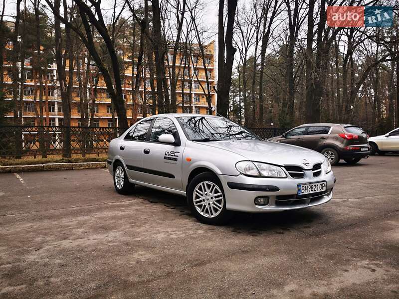 Седан Nissan Almera 2000 в Хмельнике