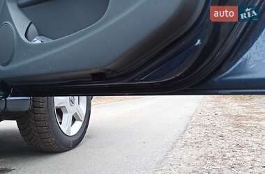 Седан Nissan Almera 2006 в 