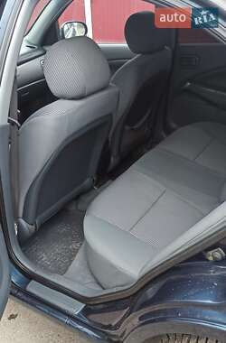 Седан Nissan Almera 2006 в 