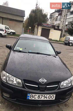 Хетчбек Nissan Almera 2001 в Миколаєві