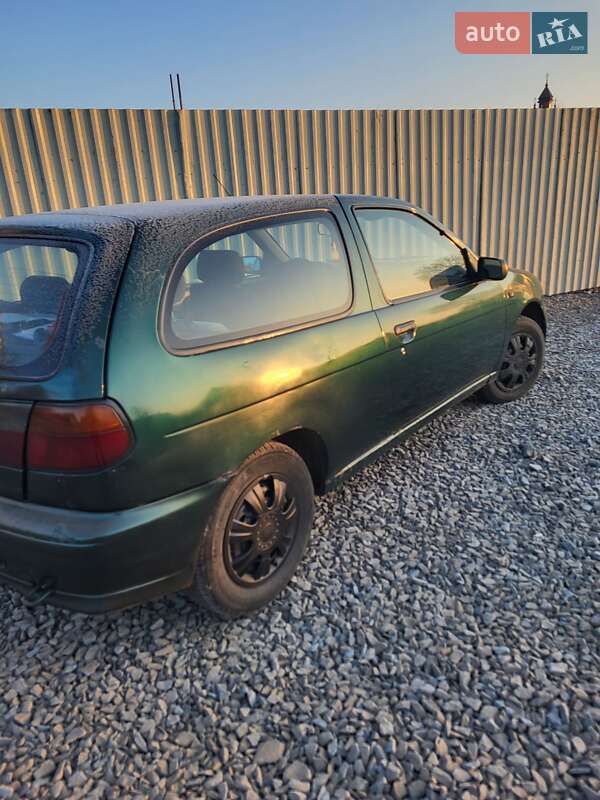 Хетчбек Nissan Almera 1998 в Млиніві