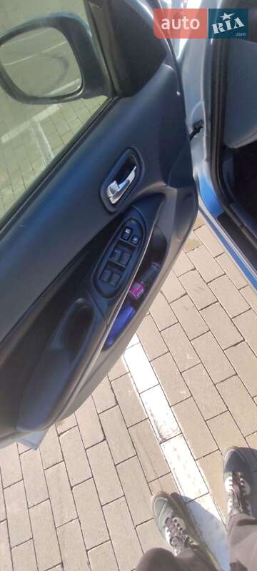 Седан Nissan Almera 2005 в Одесі