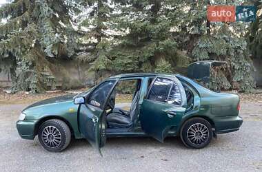 Седан Nissan Almera 1996 в Тернополе