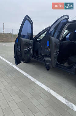Седан Nissan Almera 2005 в 