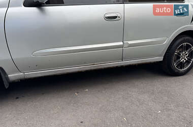 Седан Nissan Almera 2006 в 
