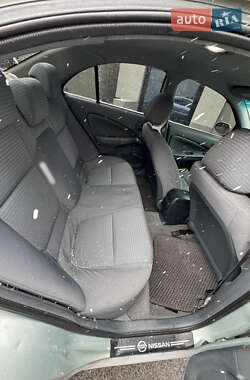 Седан Nissan Almera 2006 в 