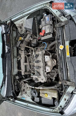 Седан Nissan Almera 2006 в 