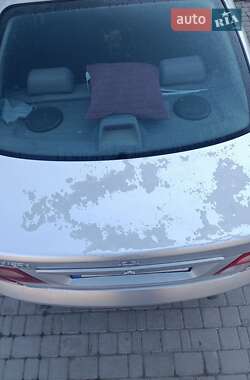 Седан Nissan Almera 2003 в Саврани