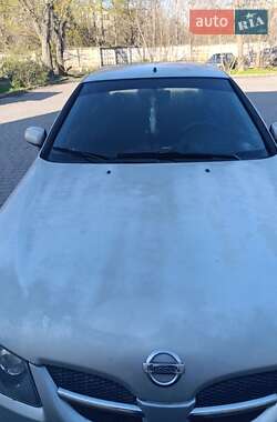 Седан Nissan Almera 2003 в Саврани