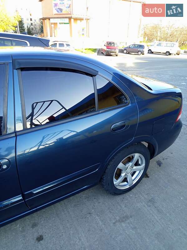 Седан Nissan Almera 2008 в Южноукраинске