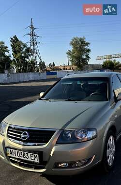 Седан Nissan Almera 2010 в 