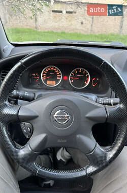 Хэтчбек Nissan Almera 2004 в Кривом Роге