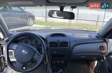 Седан Nissan Almera 2012 в 