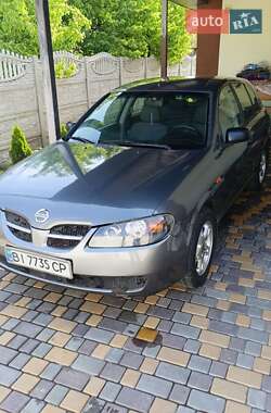 Хетчбек Nissan Almera 2003 в Кременчуці