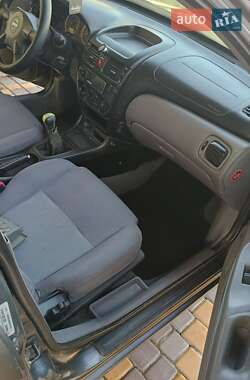 Хетчбек Nissan Almera 2003 в Кременчуці