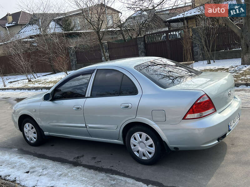 Седан Nissan Almera 2007 в Києві