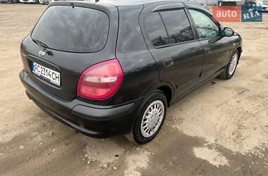 Хэтчбек Nissan Almera 2001 в 