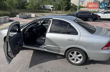 Седан Nissan Almera 2012 в 