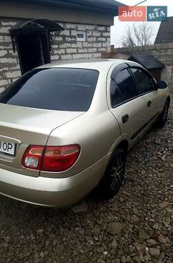 Седан Nissan Almera 2003 в Харкові