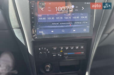 Седан Nissan Almera 2007 в 