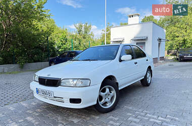Седан Nissan Almera 1999 в Полтаві
