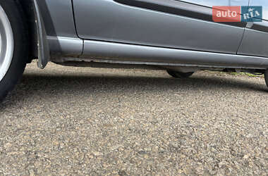 Седан Nissan Almera 2003 в 