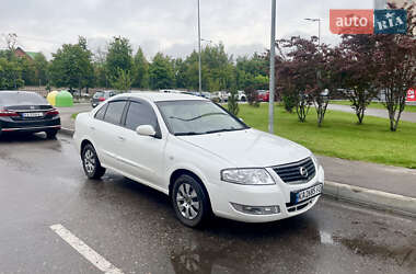 Седан Nissan Almera 2012 в Києві