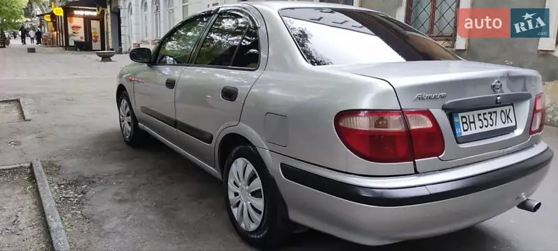Nissan Almera