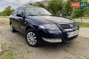 Седан Nissan Almera 2011 в Калуші