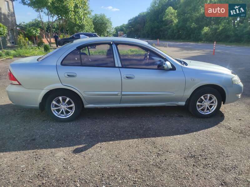 Седан Nissan Almera 2006 в 