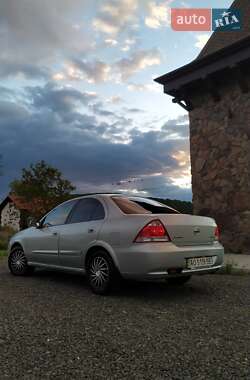 Седан Nissan Almera 2007 в Ужгороді