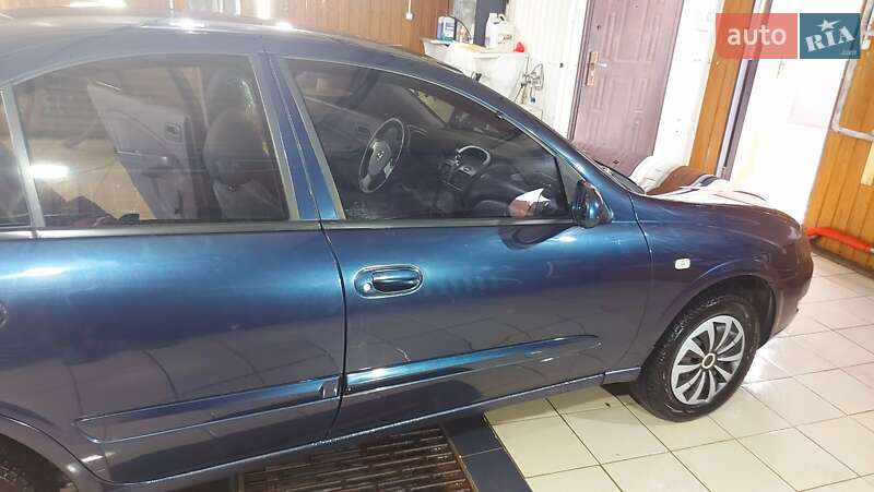Седан Nissan Almera 2007 в Остер