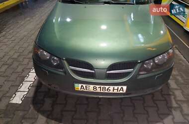 Седан Nissan Almera 2003 в Днепре