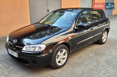 Хэтчбек Nissan Almera 2000 в Славуте