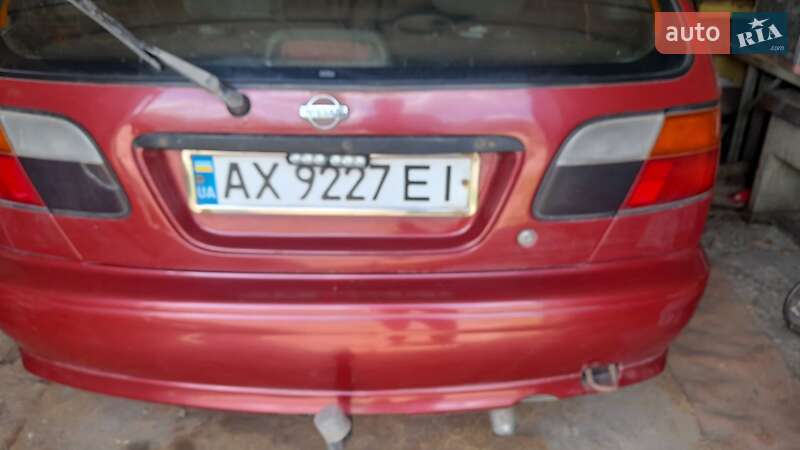 Хэтчбек Nissan Almera 1996 в Мерефа