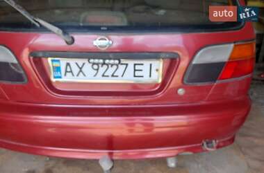 Хэтчбек Nissan Almera 1996 в 