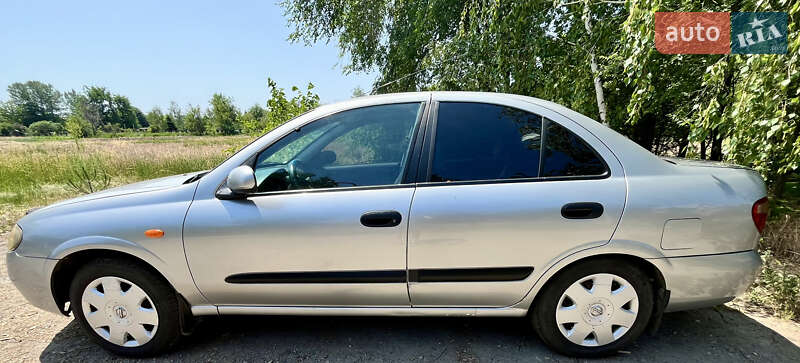 Седан Nissan Almera 2005 в Дніпрі