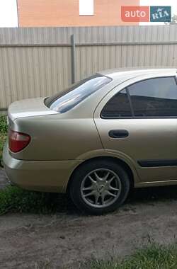 Седан Nissan Almera 2004 в 