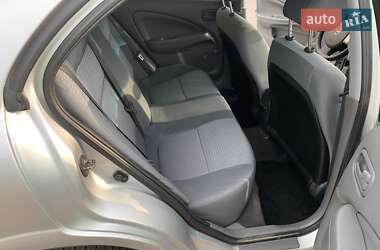 Седан Nissan Almera 2012 в 