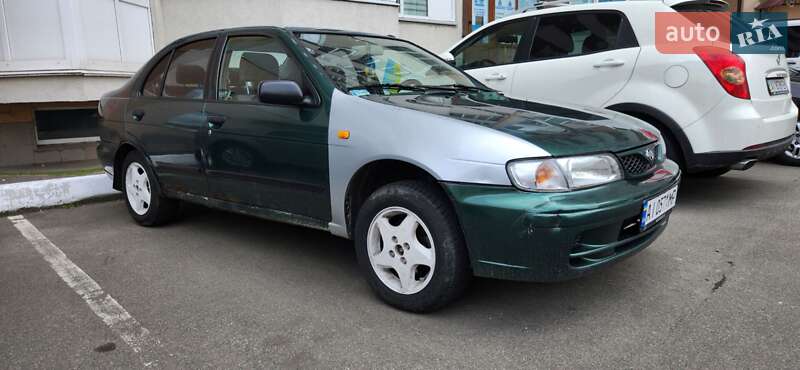 Седан Nissan Almera 1998 в Вышгороде