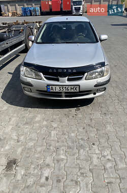Седан Nissan Almera 2002 в Києві