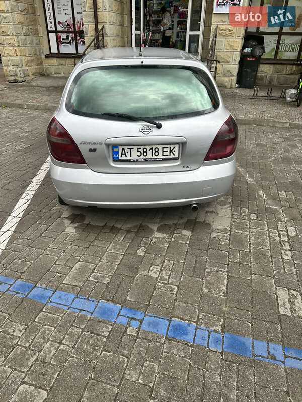 Хэтчбек Nissan Almera 2001 в Ивано-Франковске